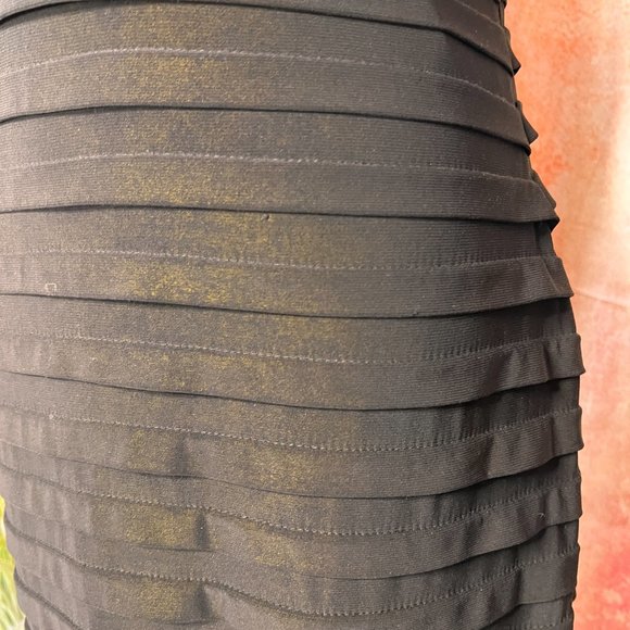 📌Betsy & Adam Look at the backside.....Great looking Prom - Ball - Formal Dress - Picture 6 of 16